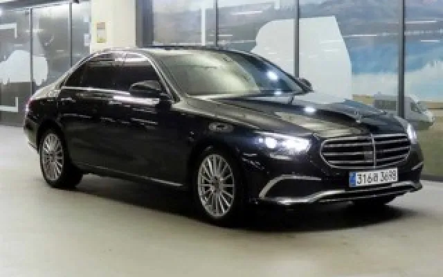 인천무직자자동차할부 E-클래스 W213 E250 익스클루시브 매물 사진 10 - 2023/08 32,655km