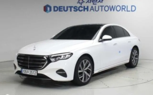 인천무직자자동차할부 E-클래스 W214 E220d 4MATIC 매물 사진 12 - 2025/02 26,298km